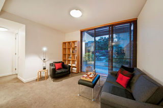 Living Room (2011-10-27)