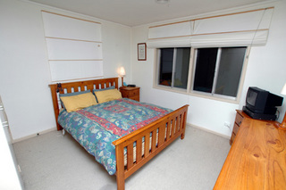 Bed 1 (2007-05-24)