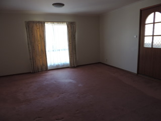 Bedroom 1 (2015-05-20)
