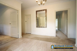 Foyer (2005-10-28)