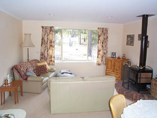 Family room (2002-01-22)