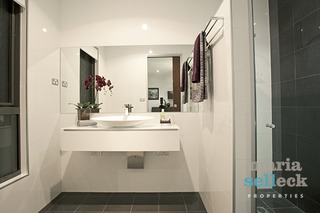 Ensuite 2 (2013-08-08)