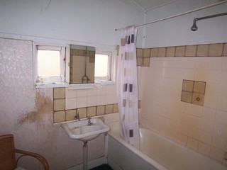Bathroom (2007-06-20)