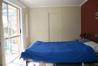 Bed 1 (2005-09-15)