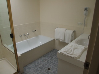 Bathroom (2014-01-17)