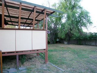 Backyard (2004-04-15)