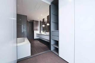 Ensuite (2010-09-29)