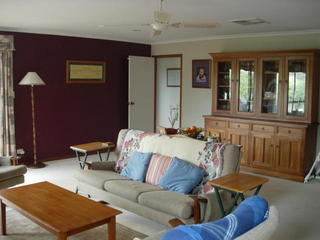 Family Room (2010-07-19)