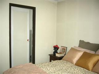 Master Bed to ens (2006-07-25)