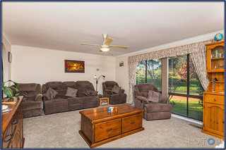 Lounge Room (2014-09-23)