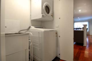 Laundry (2006-08-16)