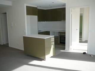 Kitchen Dining (2007-08-14)