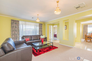Lounge Room (2016-11-03)