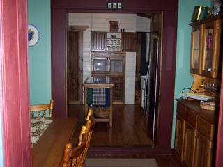 Dining (2004-06-08)