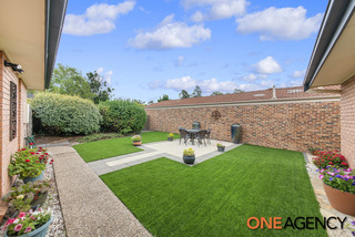 North facing courtyard (2014-11-26)