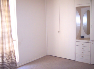 Bed 2 (2006-02-08)