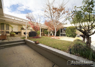 Courtyard (2008-05-28)