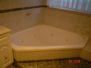 Bathroom (2006-04-24)