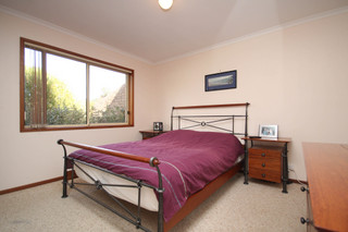 Bed 1 (2010-05-06)