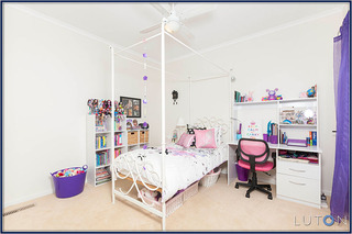 Bedroom (2013-07-31)