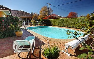 Pool (2004-05-14)