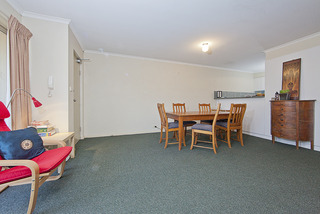 Dining Room (2015-10-08)