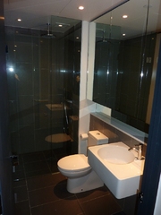 Bathroom (2010-07-26)