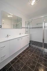 Ensuite (2011-10-14)
