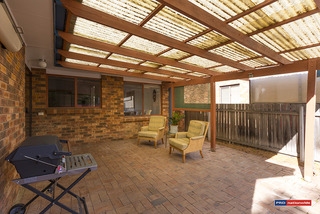 Outdoor entertaining area (2014-03-21)