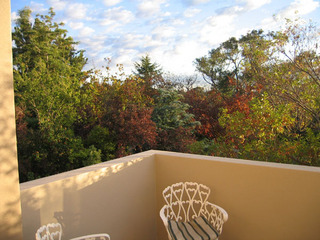 Front Balcony (2005-04-18)