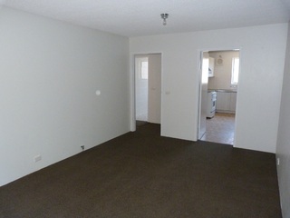 Lounge Room (2014-09-16)