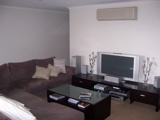 Living (2008-05-13)