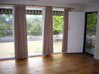 Lounge (2006-12-06)