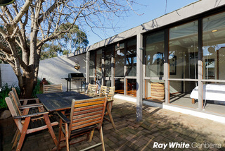 Rear Courtyard (2011-07-12)