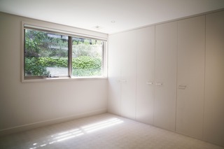 Bedroom (2015-11-21)