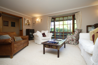 Lounge (2005-11-24)