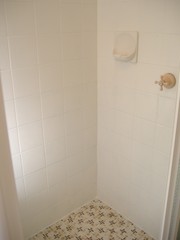Bathroom (2012-06-24)