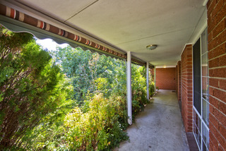 Front porch (2013-03-19)