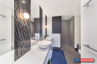 Bathroom (2016-06-03)