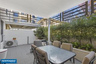 Courtyard (2013-06-06)