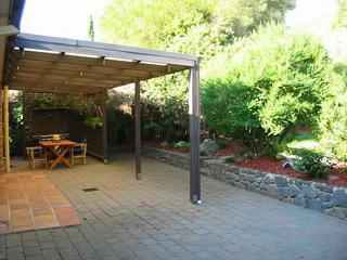 Backyard (2004-05-03)
