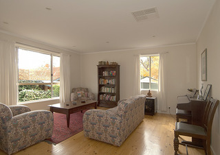 Lounge Room (2012-04-26)