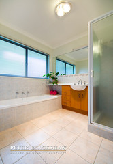 Main bathroom (2014-10-30)