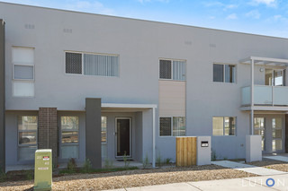Front of Townhouse (2016-08-26)