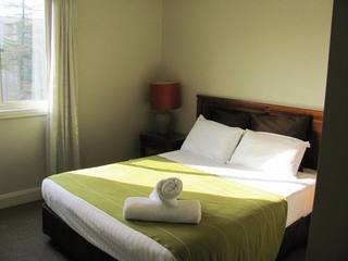 Bedroom 2 (2013-10-09)