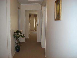 Hallway (2007-09-21)