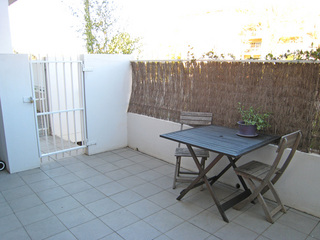 Courtyard (2007-05-24)