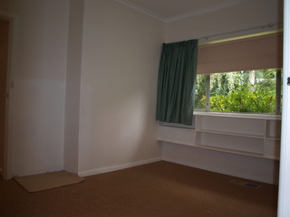 Bedroom Five (2011-01-04)