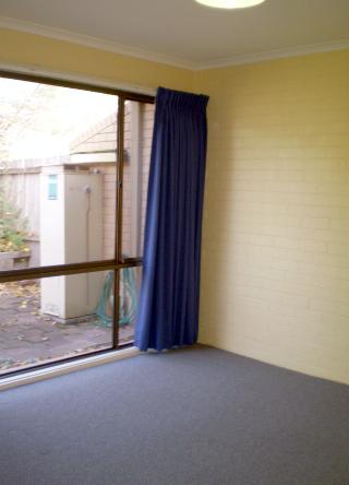 Bedroom 1 (2010-06-10)