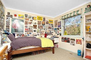 Bed 4 (2005-04-28)